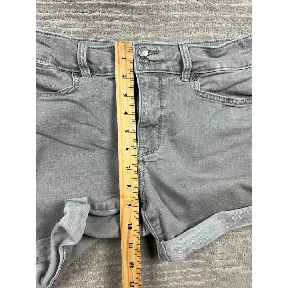 NYDJ Denim Shorts Womens 6 Grey‎ Lift Tuck Technology Cuffed Casual 5-Pocket